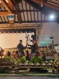 PEMENTASAN WAYANG KULIT KI PANUT MARYADI ACARA RASULAN TRI DUSUN